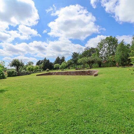 Villa The Hay Barn Chester Esterno foto