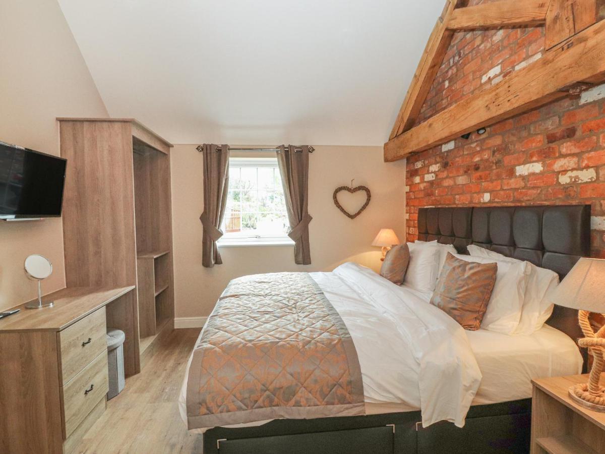 Villa The Hay Barn Chester Esterno foto